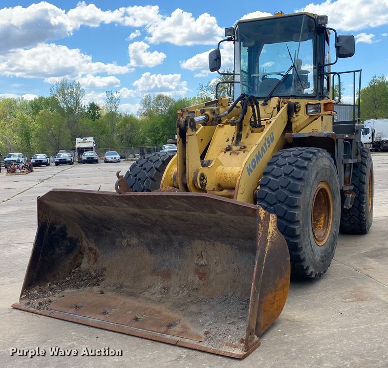 image for item MG9792 2003 Komatsu WA250-3MC  wheel loader