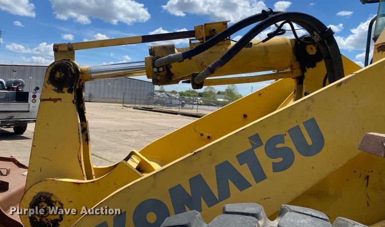 image for item MG9792 2003 Komatsu WA250-3MC  wheel loader