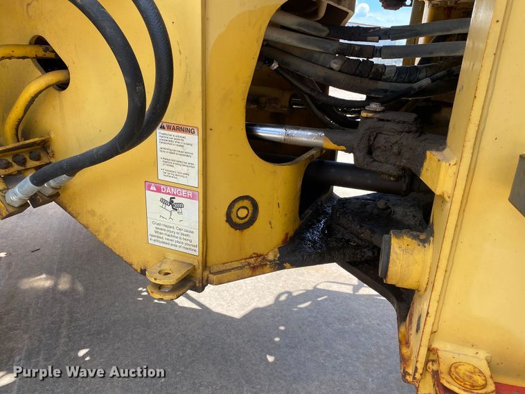 image for item MG9792 2003 Komatsu WA250-3MC  wheel loader