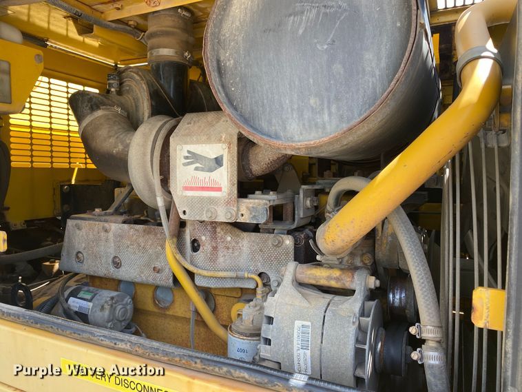 image for item MG9792 2003 Komatsu WA250-3MC  wheel loader