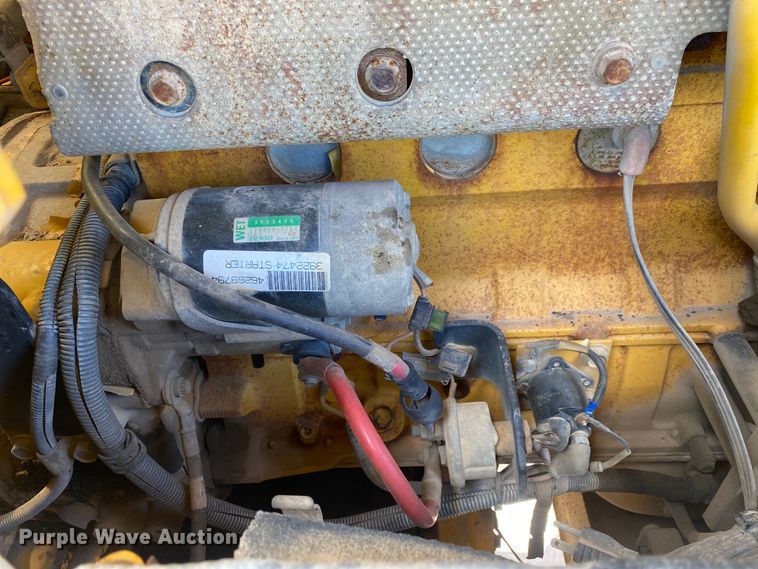 image for item MG9792 2003 Komatsu WA250-3MC  wheel loader