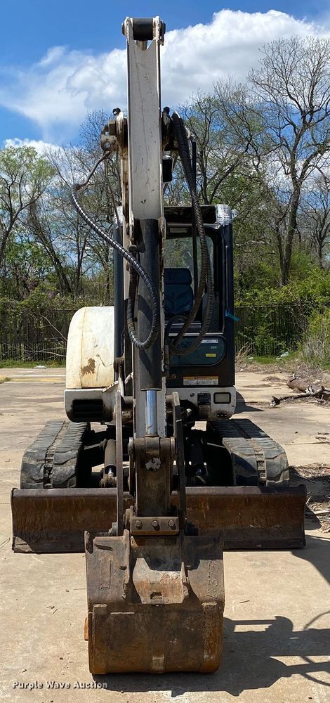 image for item MG9794 2006 Bobcat 341G  mini excavator