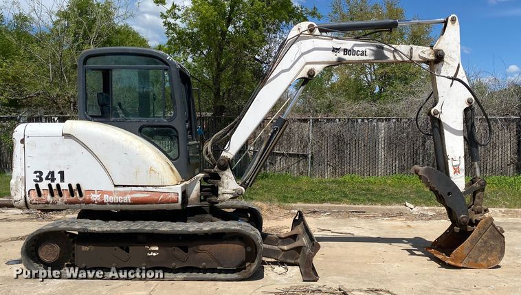 image for item MG9794 2006 Bobcat 341G  mini excavator