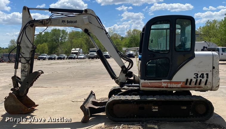image for item MG9794 2006 Bobcat 341G  mini excavator