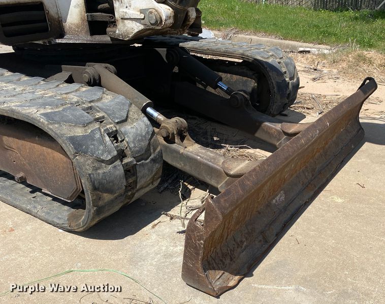 image for item MG9794 2006 Bobcat 341G  mini excavator