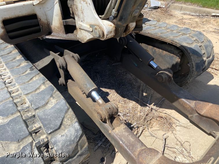 image for item MG9794 2006 Bobcat 341G  mini excavator