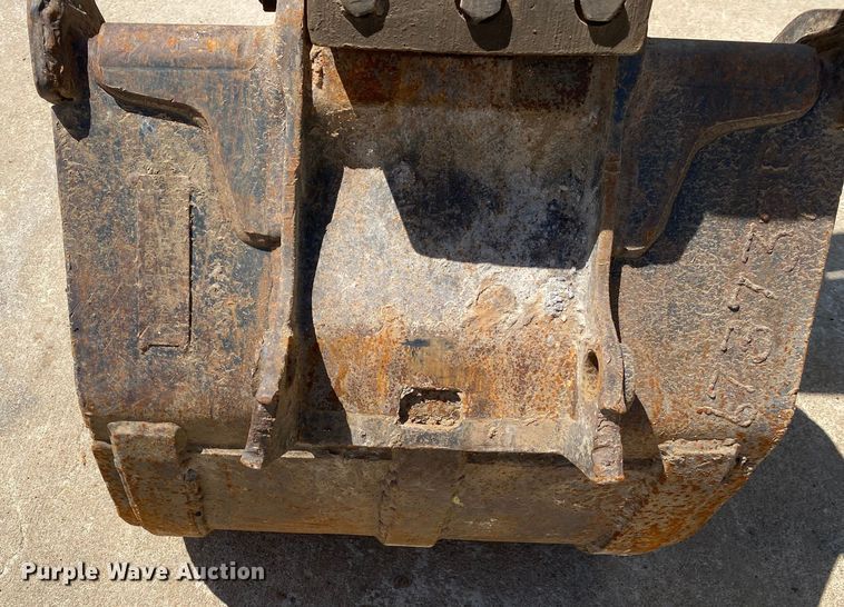 image for item MG9794 2006 Bobcat 341G  mini excavator