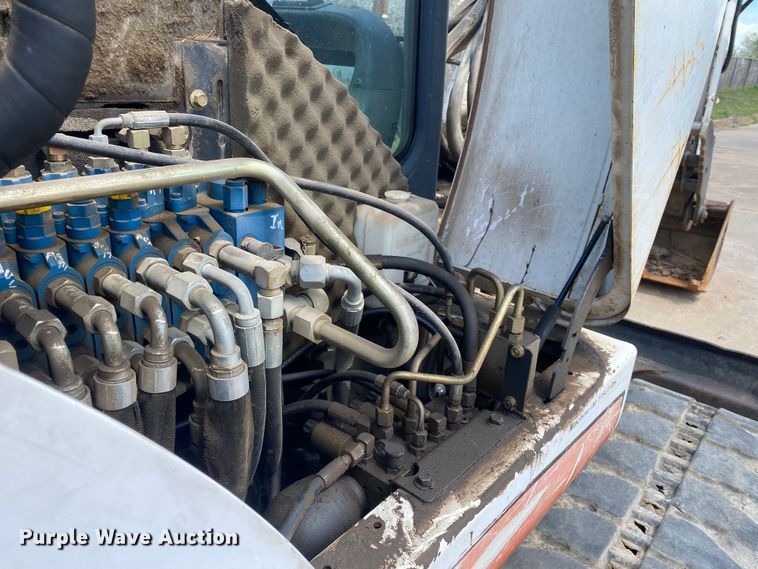 image for item MG9794 2006 Bobcat 341G  mini excavator