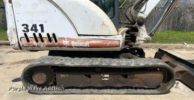 image for item MG9794 2006 Bobcat 341G  mini excavator