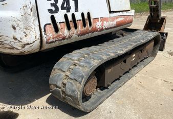 image for item MG9794 2006 Bobcat 341G  mini excavator