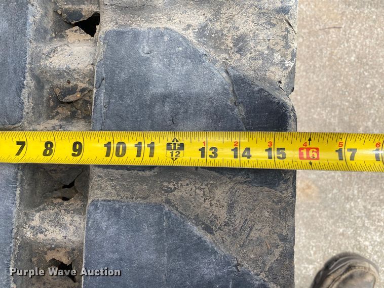 image for item MG9794 2006 Bobcat 341G  mini excavator