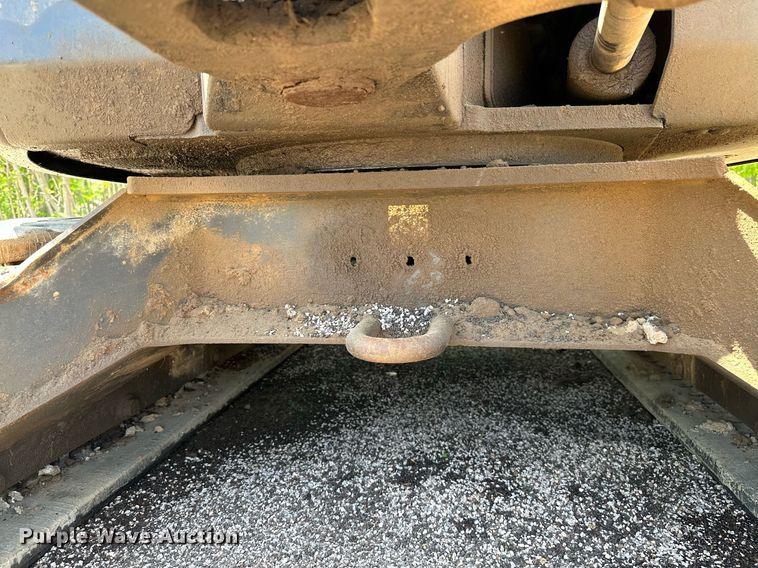 image for item MG9795 2011 Bobcat E32  mini excavator