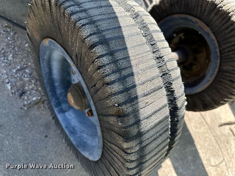 image for item MG9798 Bush Hog 3715  batwing rotary mower