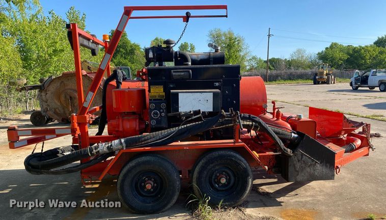 image for item MG9799 2009 Duraco DuraPatcher 125DJT  spray injection pothole patcher