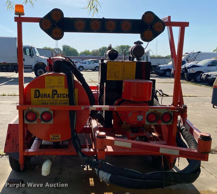 image for item MG9799 2009 Duraco DuraPatcher 125DJT  spray injection pothole patcher