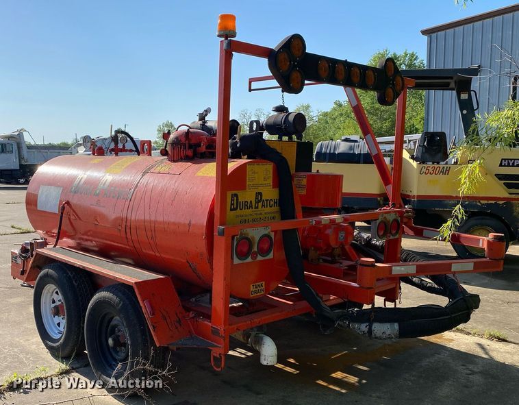 image for item MG9799 2009 Duraco DuraPatcher 125DJT  spray injection pothole patcher