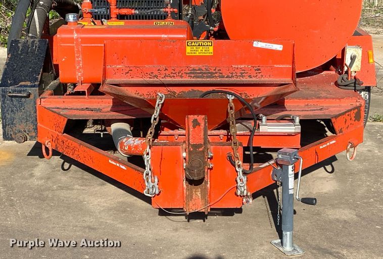 image for item MG9799 2009 Duraco DuraPatcher 125DJT  spray injection pothole patcher