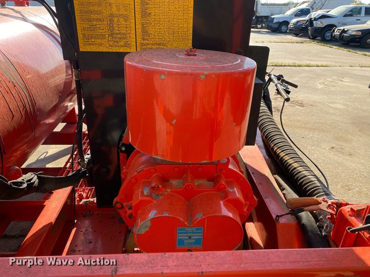 image for item MG9799 2009 Duraco DuraPatcher 125DJT  spray injection pothole patcher