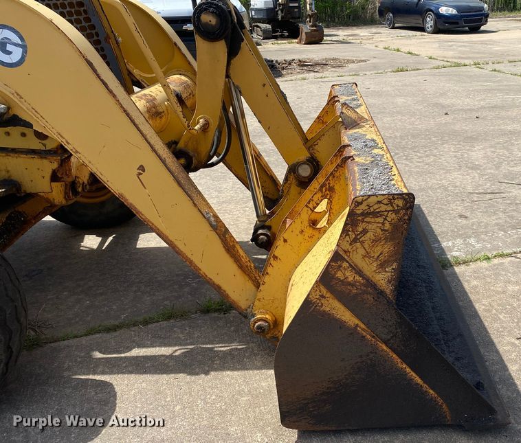 image for item MG9800 2003 John Deere 310G  backhoe