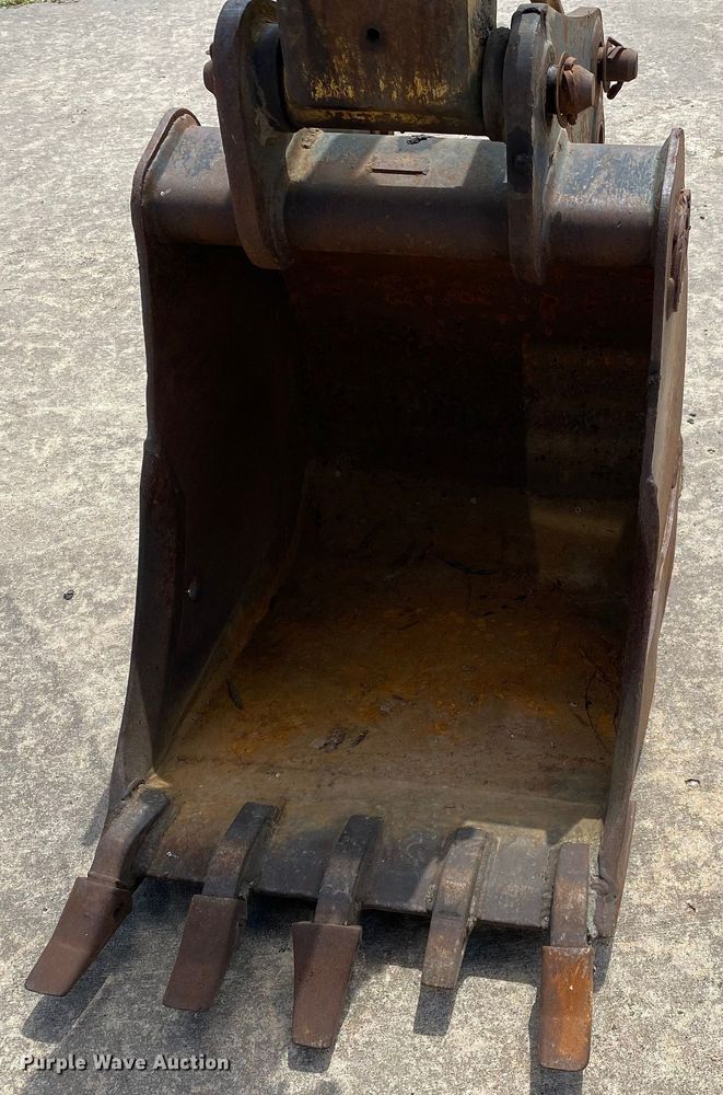 image for item MG9800 2003 John Deere 310G  backhoe