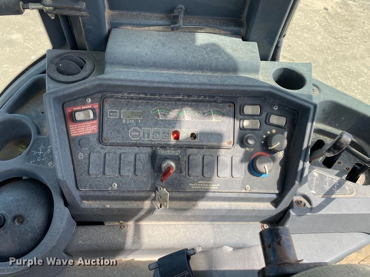 image for item MG9800 2003 John Deere 310G  backhoe