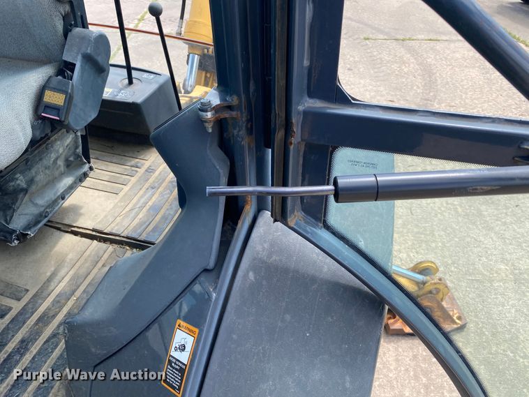 image for item MG9800 2003 John Deere 310G  backhoe