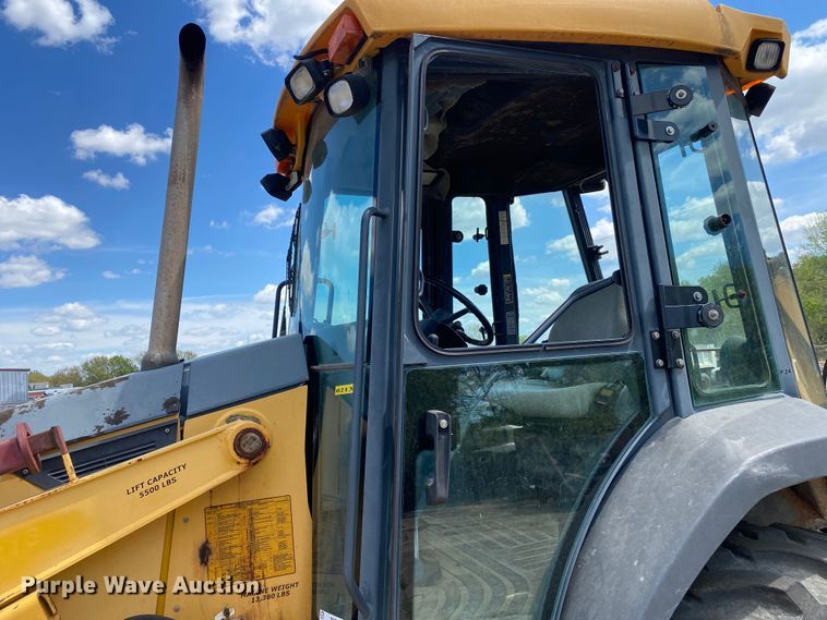 image for item MG9800 2003 John Deere 310G  backhoe