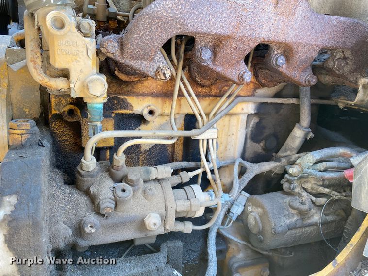 image for item MG9800 2003 John Deere 310G  backhoe