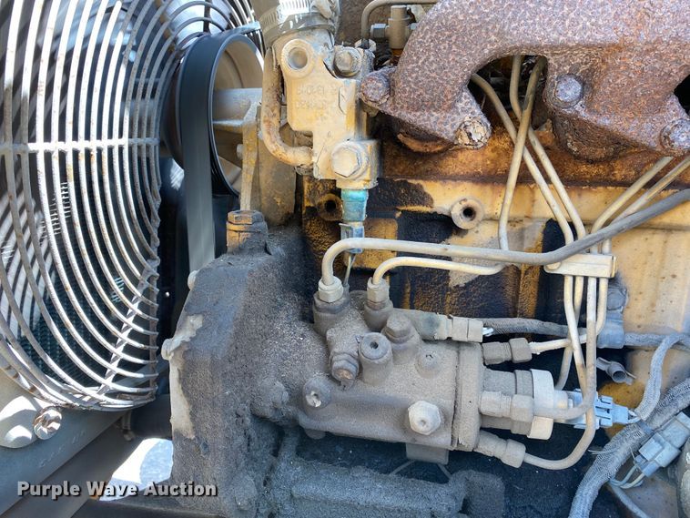 image for item MG9800 2003 John Deere 310G  backhoe