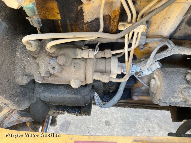 image for item MG9800 2003 John Deere 310G  backhoe