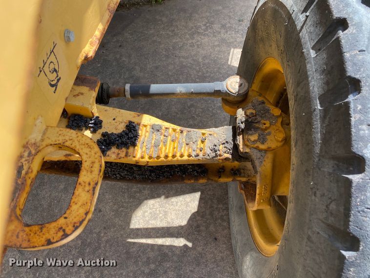 image for item MG9800 2003 John Deere 310G  backhoe