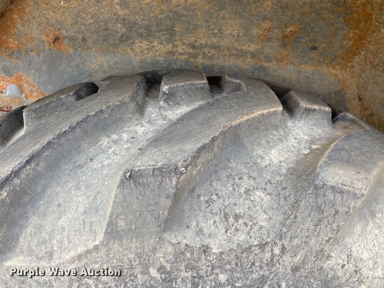 image for item MG9800 2003 John Deere 310G  backhoe