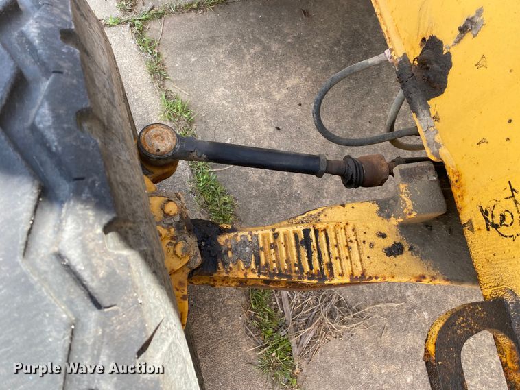 image for item MG9800 2003 John Deere 310G  backhoe