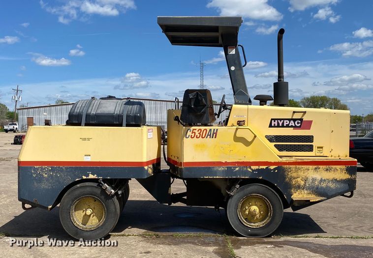 image for item MG9801 2004 Hypac C530AH  pneumatic roller