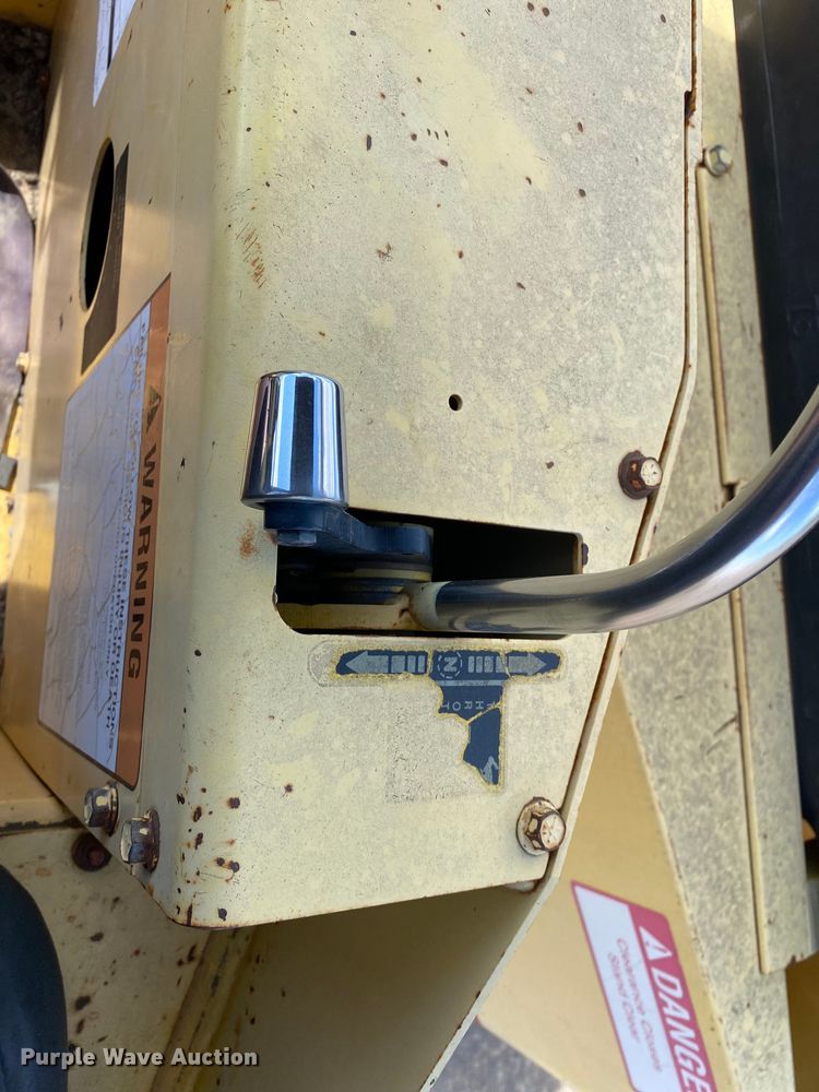 image for item MG9801 2004 Hypac C530AH  pneumatic roller