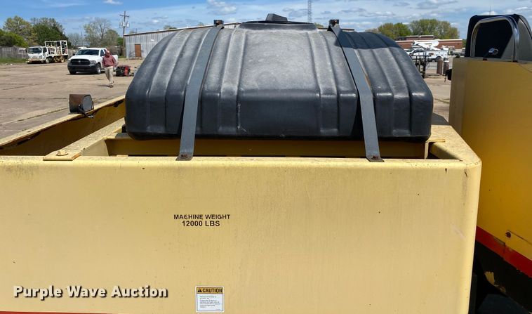 image for item MG9801 2004 Hypac C530AH  pneumatic roller