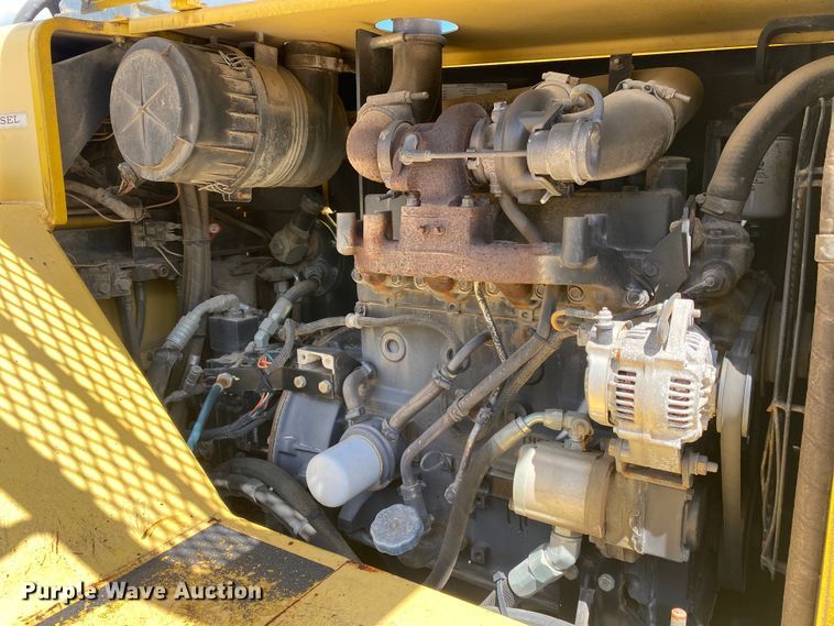 image for item MG9801 2004 Hypac C530AH  pneumatic roller