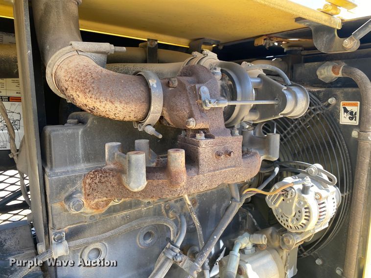 image for item MG9801 2004 Hypac C530AH  pneumatic roller