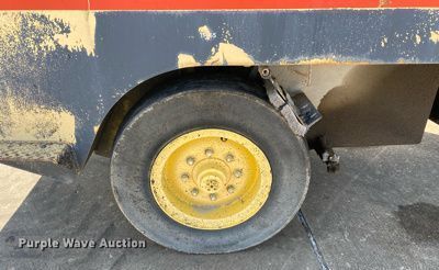 image for item MG9801 2004 Hypac C530AH  pneumatic roller