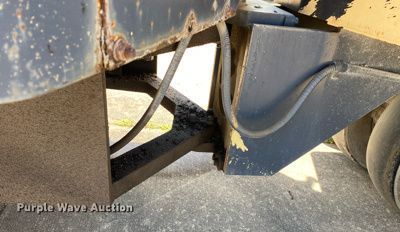 image for item MG9801 2004 Hypac C530AH  pneumatic roller