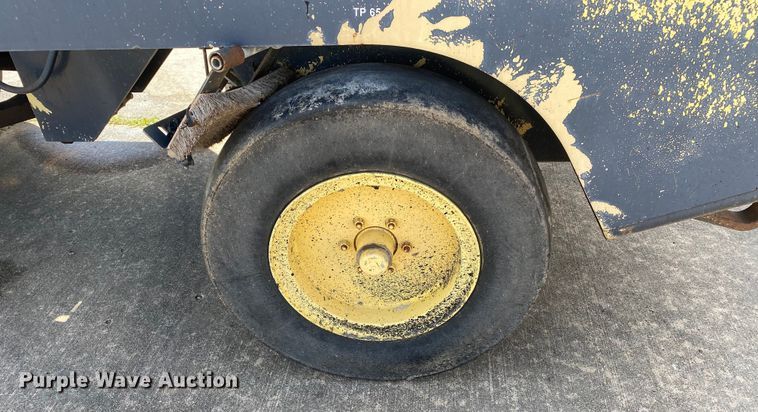 image for item MG9801 2004 Hypac C530AH  pneumatic roller