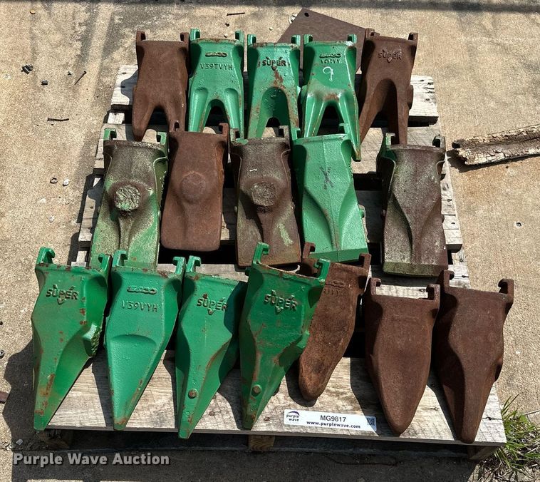 image for item MG9817 (17) bucket teeth