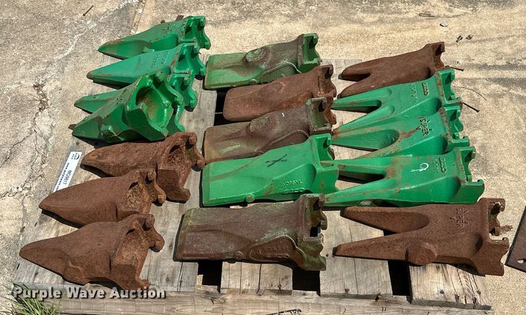 image for item MG9817 (17) bucket teeth