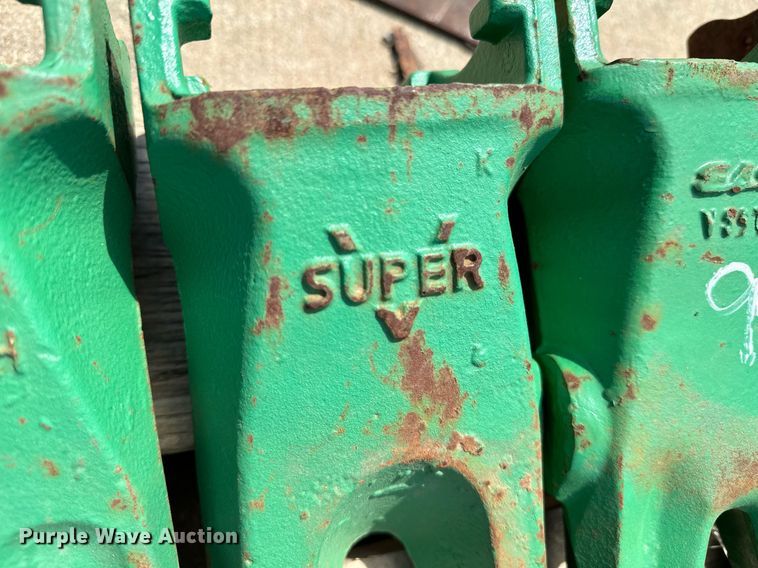 image for item MG9817 (17) bucket teeth