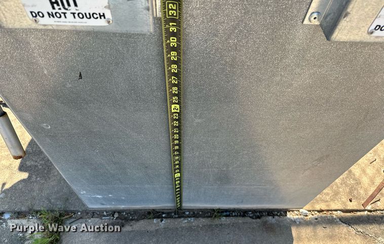 image for item MG9818 Advanced Striping Equipment Thermo Mark II 650  melting kettle