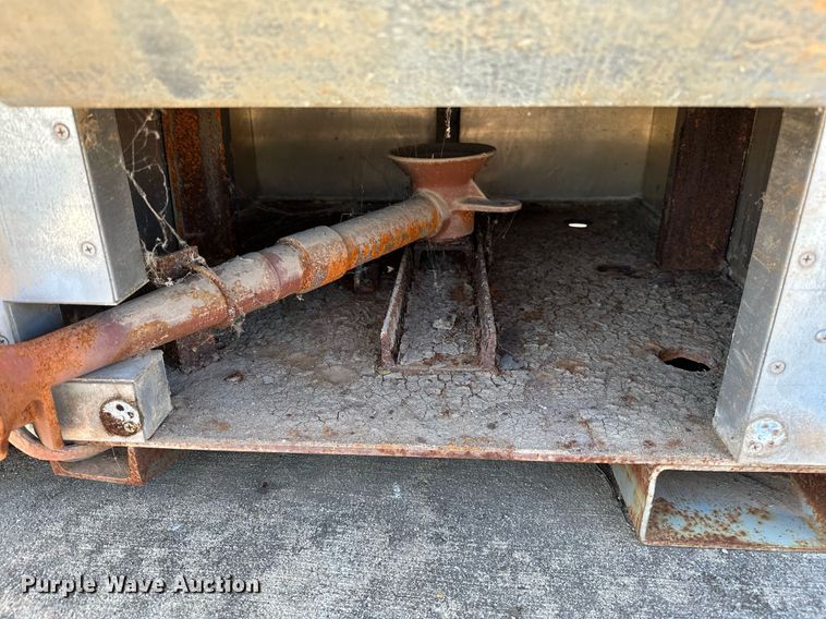 image for item MG9818 Advanced Striping Equipment Thermo Mark II 650  melting kettle