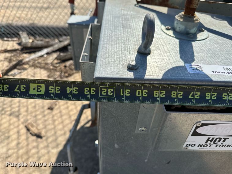 image for item MG9818 Advanced Striping Equipment Thermo Mark II 650  melting kettle