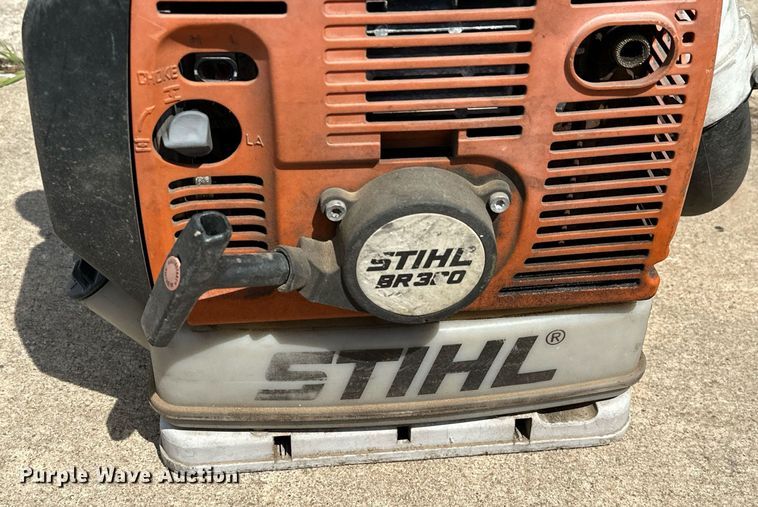 image for item MG9819 (2) leaf blowers