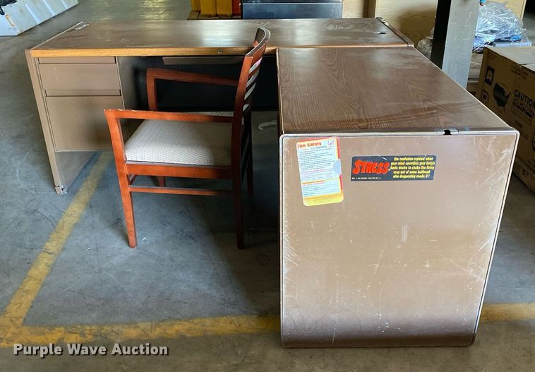 image for item MG9833 Furniture