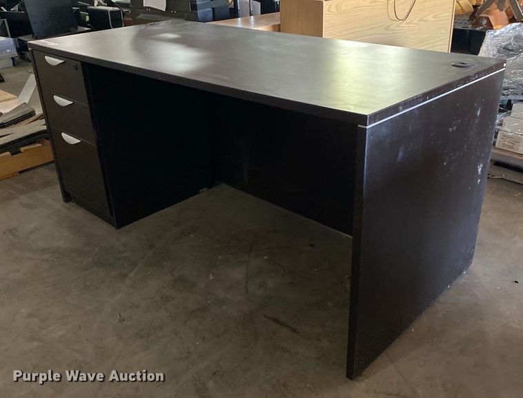 image for item MG9834 Desk